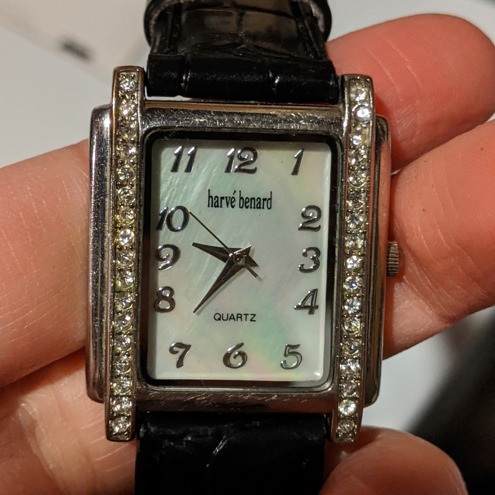 Women's leather watch
